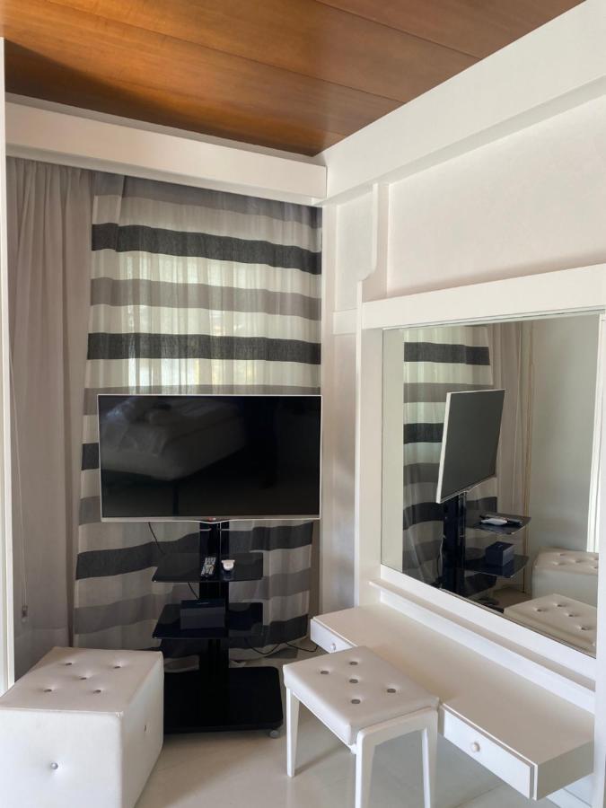 Del Rosensuite Villa